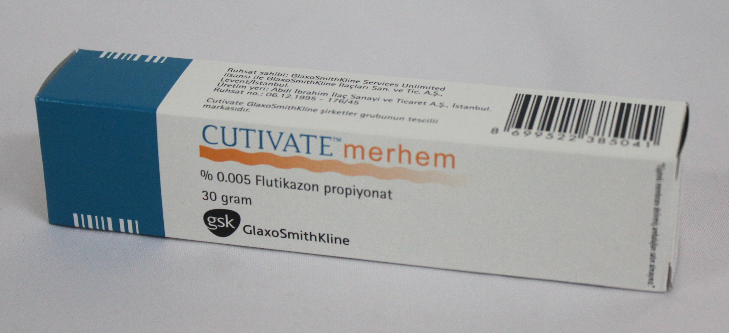 Cutivate Ointment 0.005%